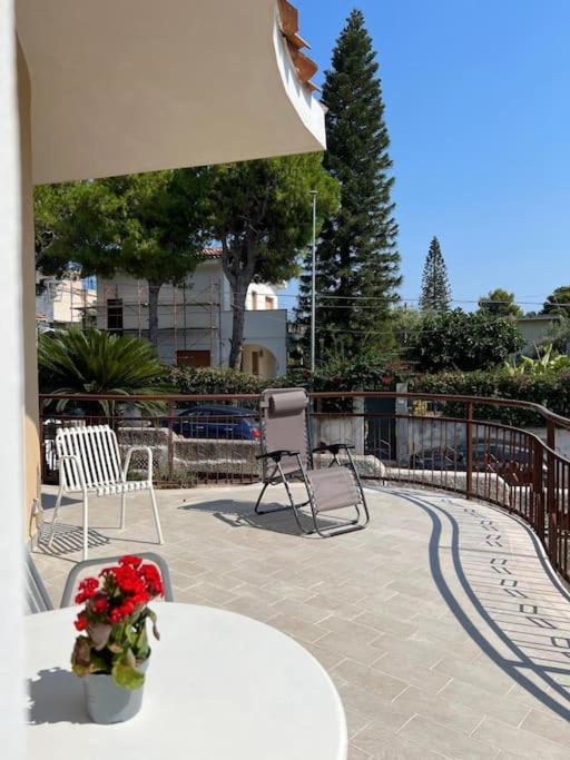 Villa Marika Fontane Bianche Exterior photo